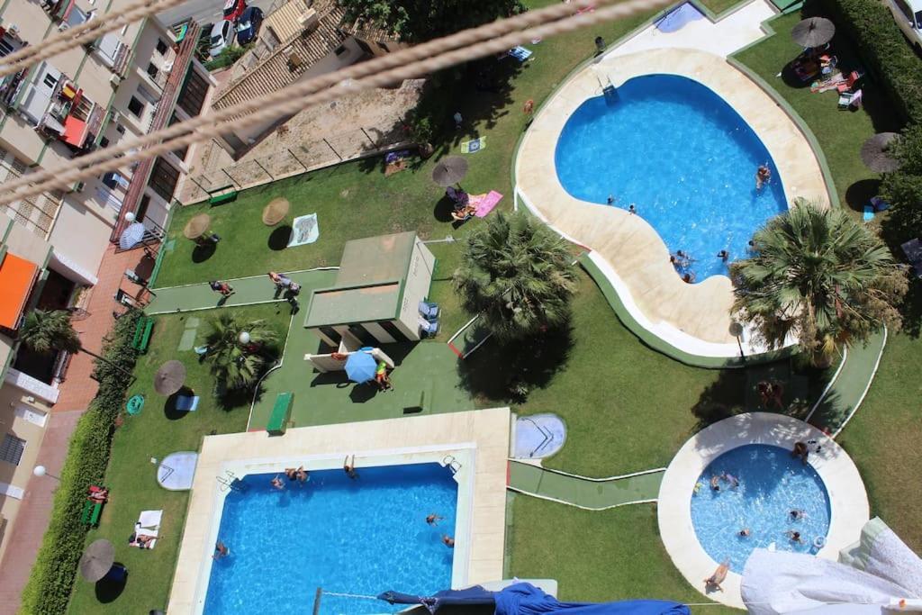 Apartamento Con Terraza A Pie De Playa Benalmadena Exterior photo